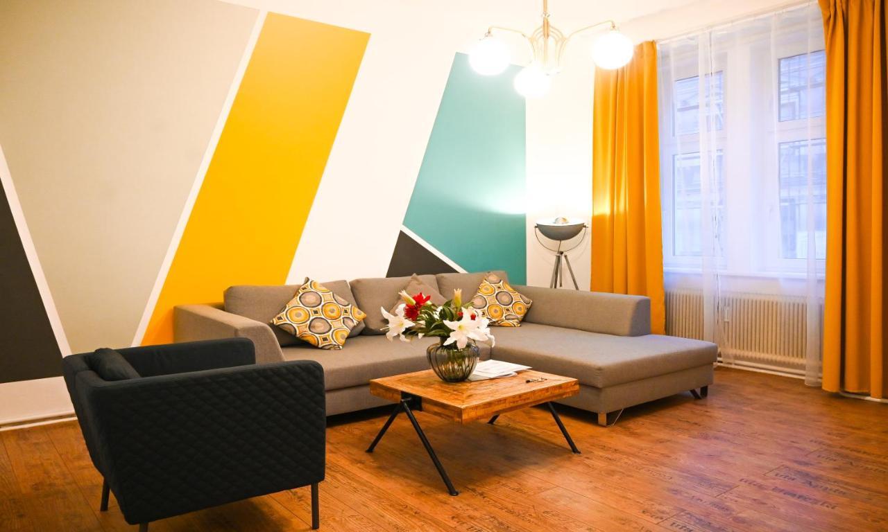 Modern Apartment Wiener Stadthalle 外观 照片