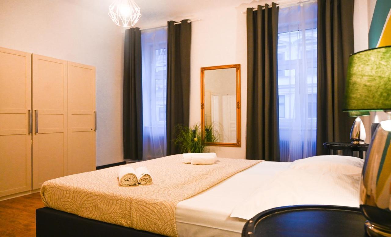 Modern Apartment Wiener Stadthalle 外观 照片